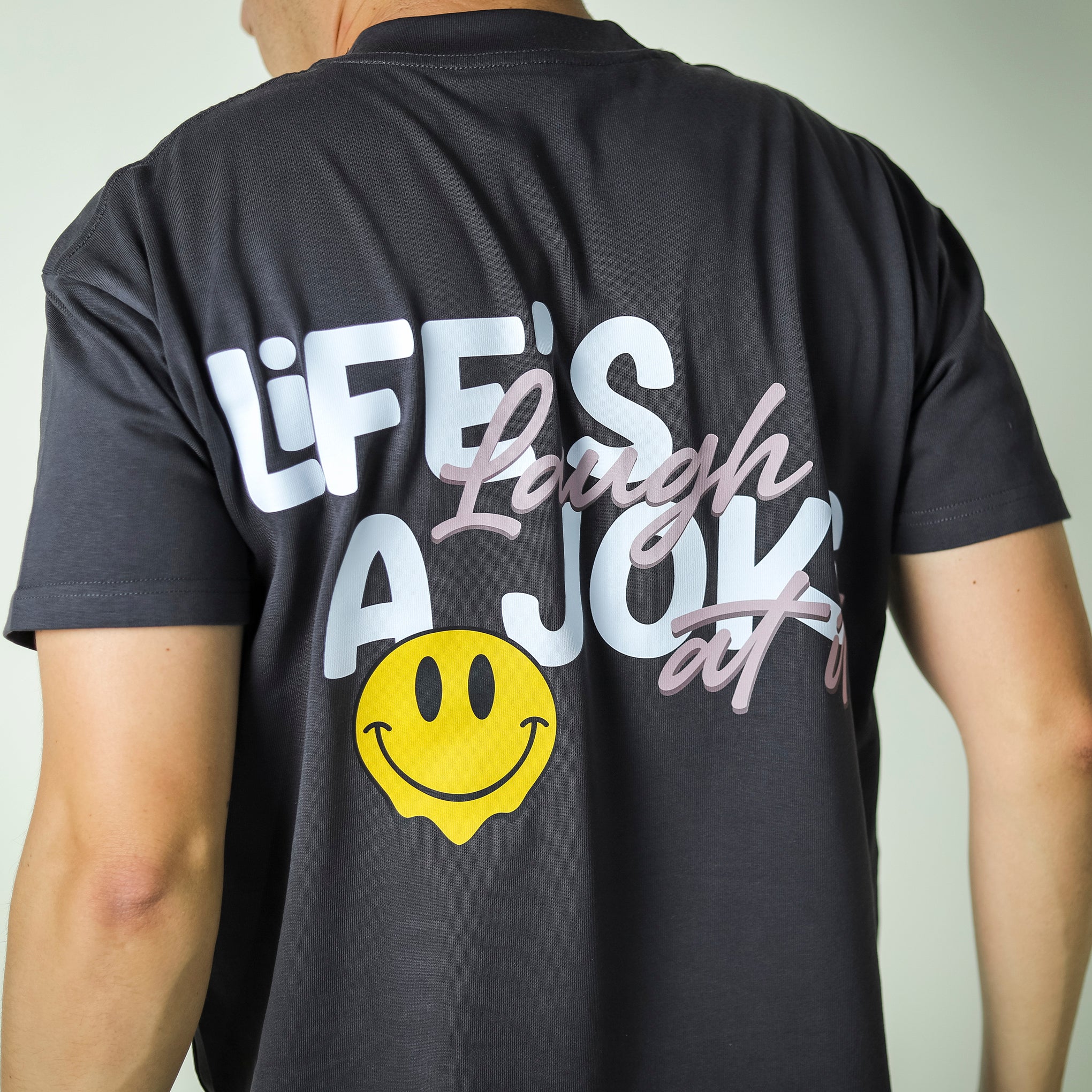 Life´s A Joke, Laugh At It